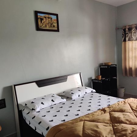 האמפי Lee Homestay מראה חיצוני תמונה